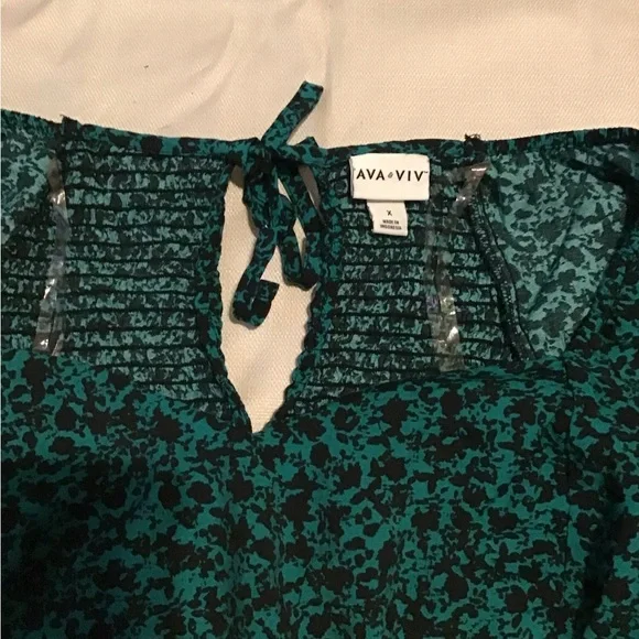 Ava & Viv Teal Floral Blouse - Picture 5 of 7